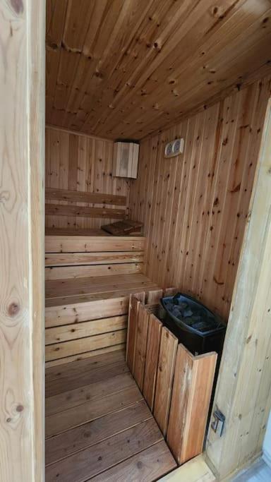 Debis' Downtown Sanctuary Appartement